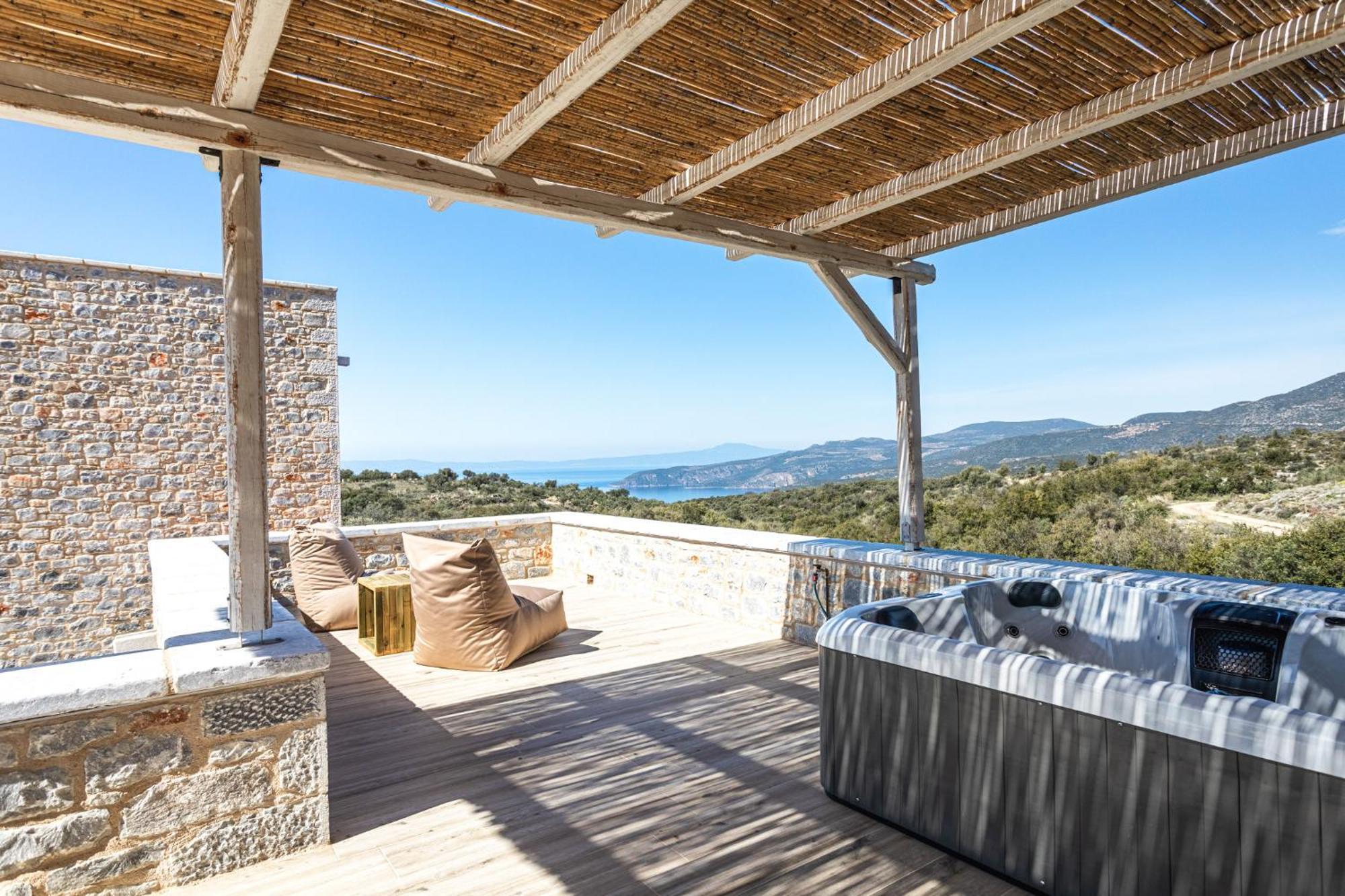 Lakkos Villa *